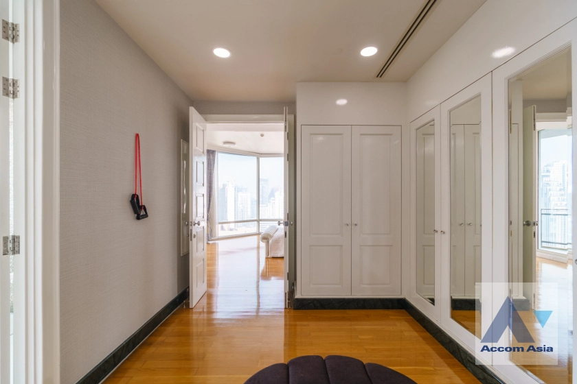 21  4 br Condominium For Sale in Sukhumvit ,Bangkok BTS Phrom Phong at Royce Private Residences AA31216