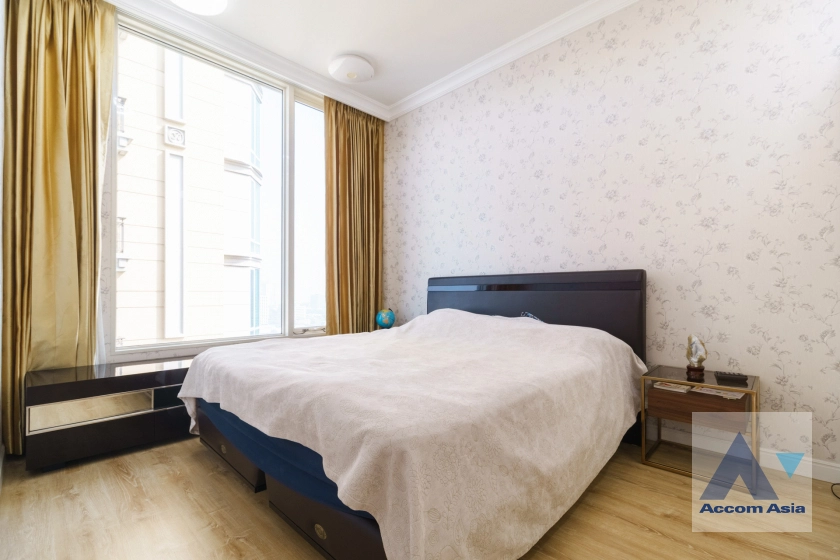 24  4 br Condominium For Sale in Sukhumvit ,Bangkok BTS Phrom Phong at Royce Private Residences AA31216