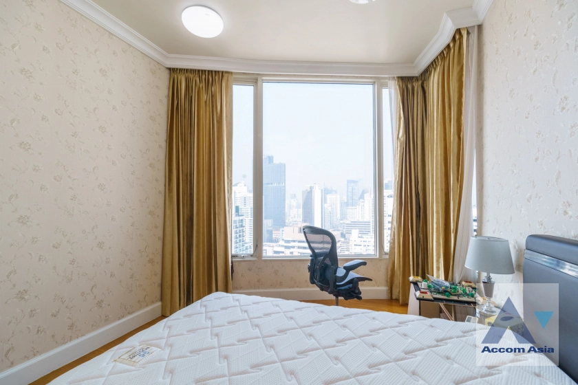 28  4 br Condominium For Sale in Sukhumvit ,Bangkok BTS Phrom Phong at Royce Private Residences AA31216