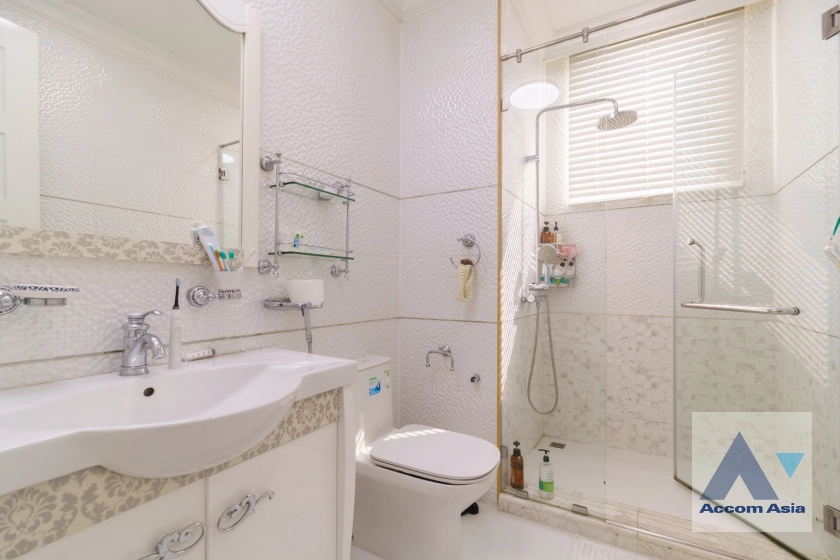 35  4 br Condominium For Sale in Sukhumvit ,Bangkok BTS Phrom Phong at Royce Private Residences AA31216