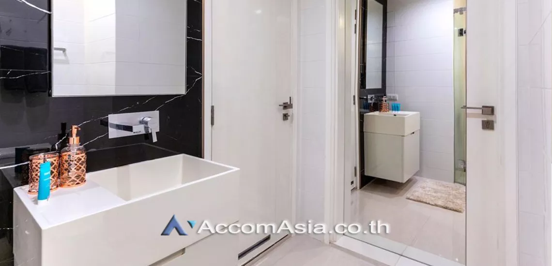18  2 br Condominium For Rent in Sukhumvit ,Bangkok BTS Asok at The Room Sukhumvit 21 AA31224