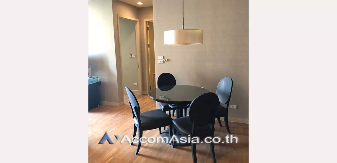 unit 1 Bedroom  Condominium For Rent & Sale in Sathorn, Bangkok  near BTS Chong Nonsi (AA31233)