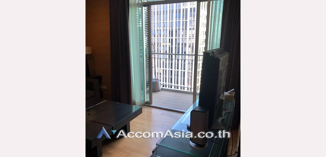 unit 1 Bedroom  Condominium For Rent & Sale in Sathorn, Bangkok  near BTS Chong Nonsi (AA31233)