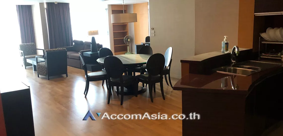  3 Bedrooms  Condominium For Rent & Sale in Sathorn, Bangkok  near BTS Chong Nonsi (AA31235)