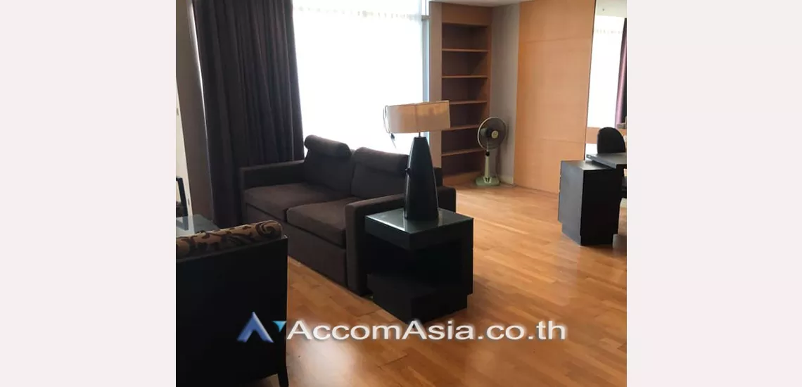 unit 3 Bedrooms  Condominium For Rent & Sale in Sathorn, Bangkok  near BTS Chong Nonsi (AA31235)