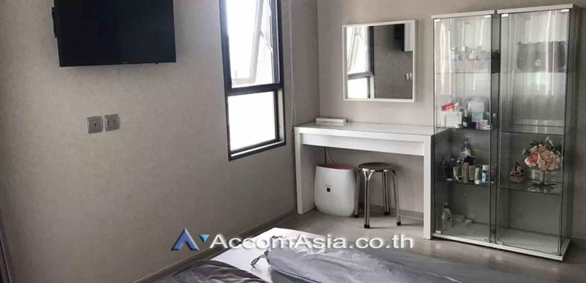 13  2 br Condominium For Sale in Phaholyothin ,Bangkok MRT Lat Phrao at Life at Ladprao 18 AA31237