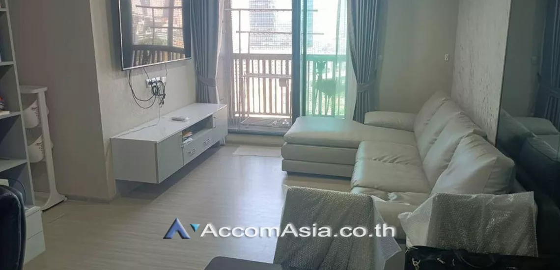  2 Bedrooms  Condominium For Sale in Phaholyothin, Bangkok  near MRT Lat Phrao (AA31237)