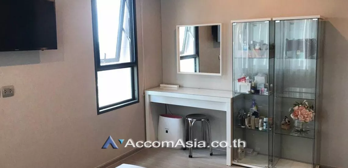 12  2 br Condominium For Sale in Phaholyothin ,Bangkok MRT Lat Phrao at Life at Ladprao 18 AA31237