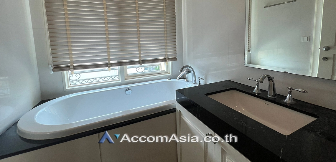 20  3 br Condominium for rent and sale in Sukhumvit ,Bangkok BTS Phrom Phong at Royce Private Residences AA31259