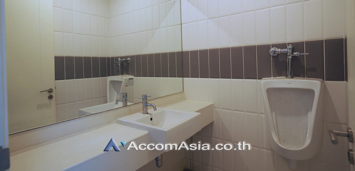 11  Condominium for rent and sale in New Phetchaburi ,Bangkok MRT Phetchaburi at Circle Condominium AA31269