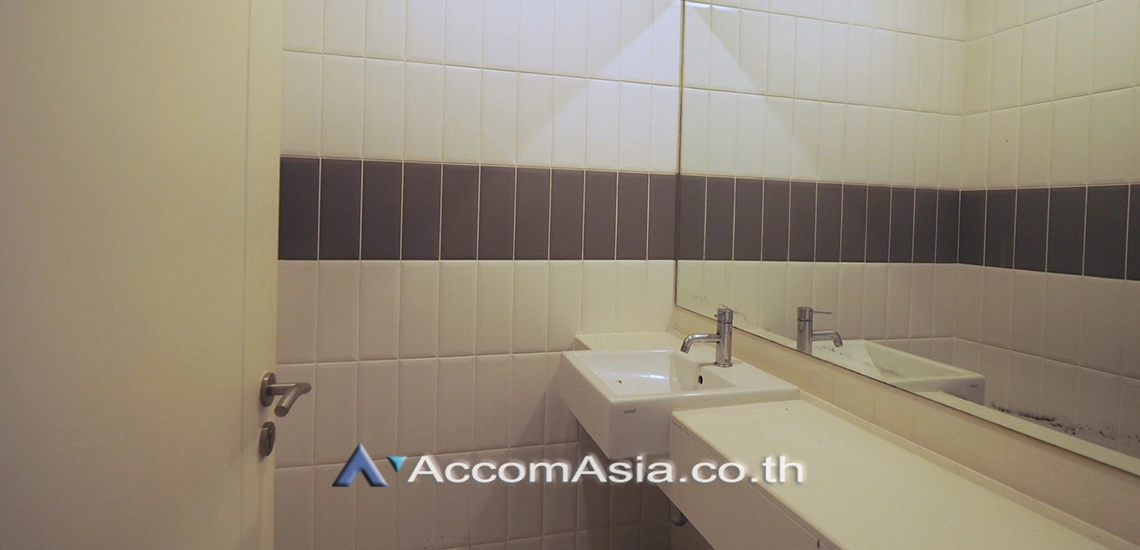 12  Condominium for rent and sale in New Phetchaburi ,Bangkok MRT Phetchaburi at Circle Condominium AA31269