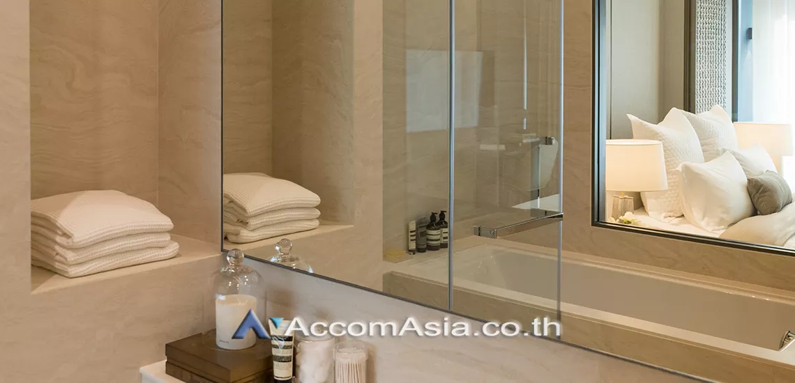 7  1 br Condominium For Sale in Sukhumvit ,Bangkok BTS Thong Lo at The Strand Thonglor AA31280