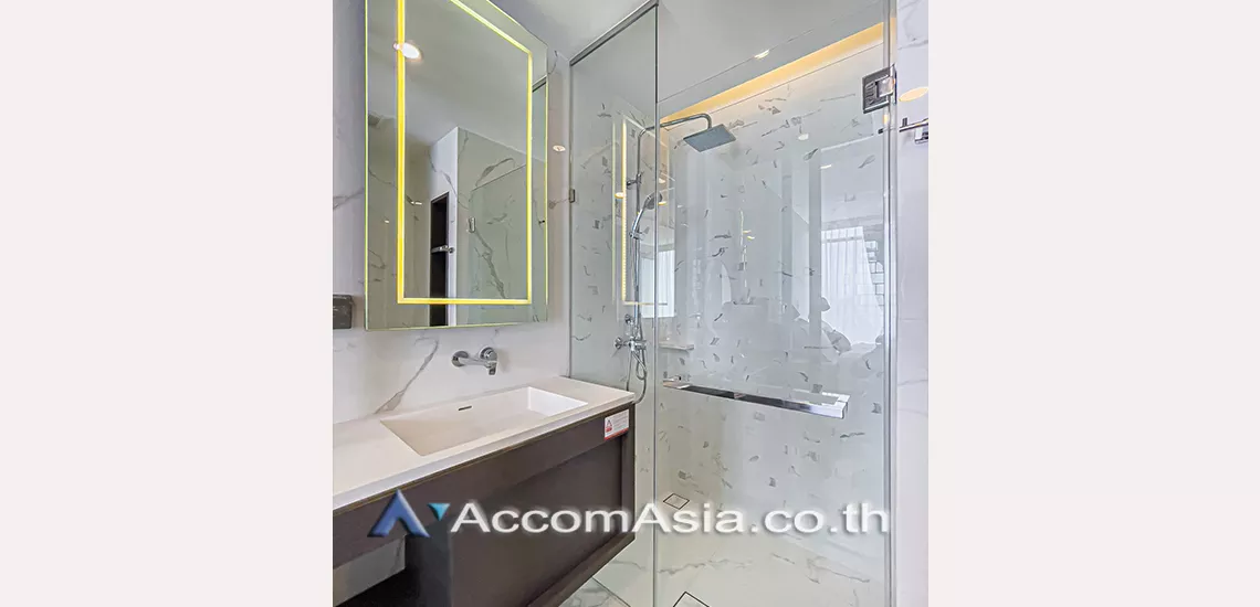 15  Studio Condominium For Sale in Sukhumvit ,Bangkok MRT Queen Sirikit National Convention Center at Siamese Exclusive Queens AA31295