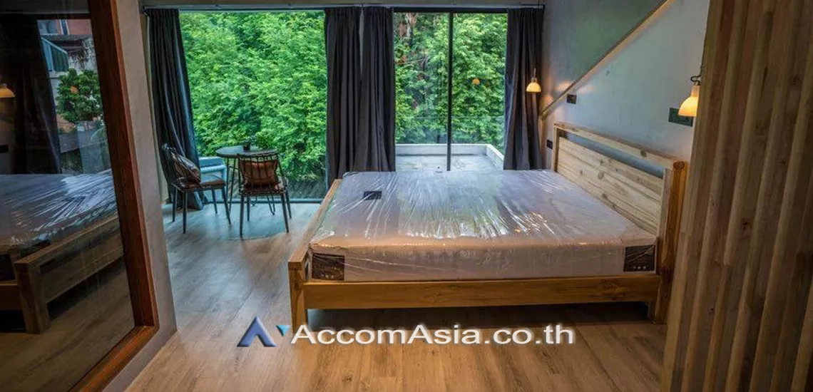 7  3 br Townhouse For Rent in sukhumvit ,Bangkok BTS Thong Lo AA31301