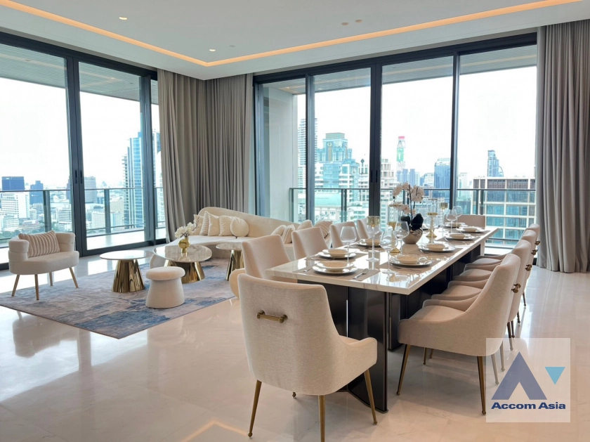 4  4 br Condominium for rent and sale in Ploenchit ,Bangkok BTS Chitlom at The Residences at Sindhorn Kempinski Hotel Bangkok AA31313