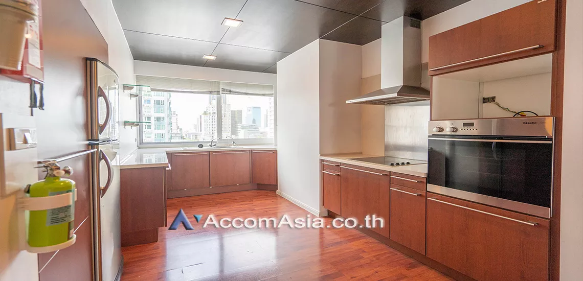 4  2 br Apartment For Rent in Sukhumvit ,Bangkok BTS Thong Lo at Fully Furnished Suites AA31331