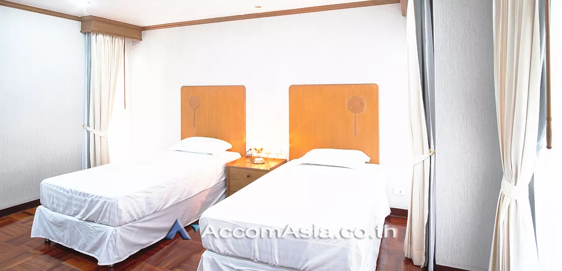 7  4 br Apartment For Rent in Sukhumvit ,Bangkok BTS Thong Lo at Suites of families AA31333