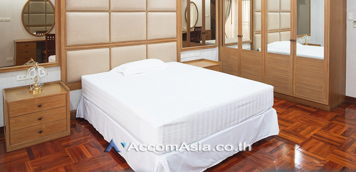 6  4 br Apartment For Rent in Sukhumvit ,Bangkok BTS Thong Lo at Suites of families AA31333