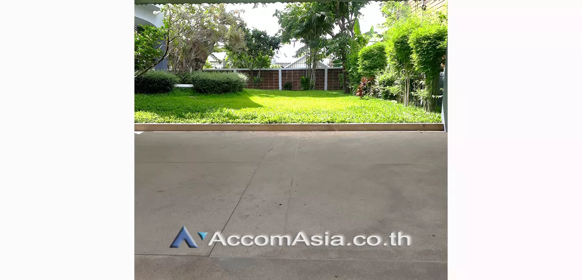 unitPet friendly |  4 Bedrooms  House For Rent in Pattanakarn, Bangkok  near BTS Udomsuk (AA31348)