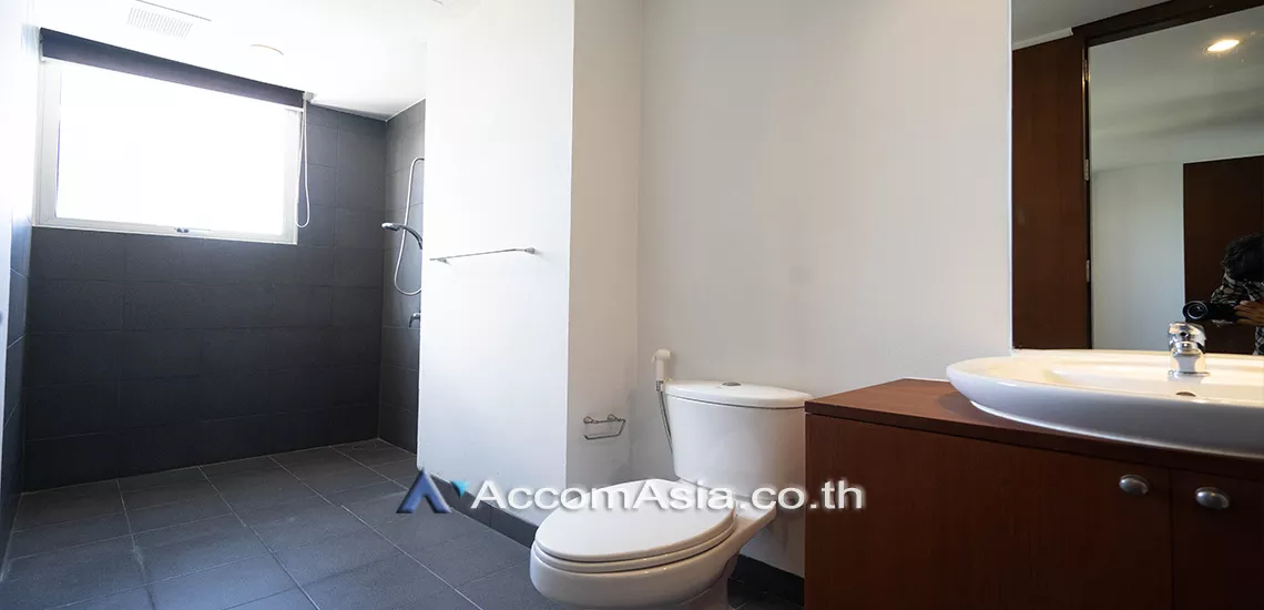 15  4 br Apartment For Rent in Silom ,Bangkok BTS Surasak at A Unique design and Terrace AA31349