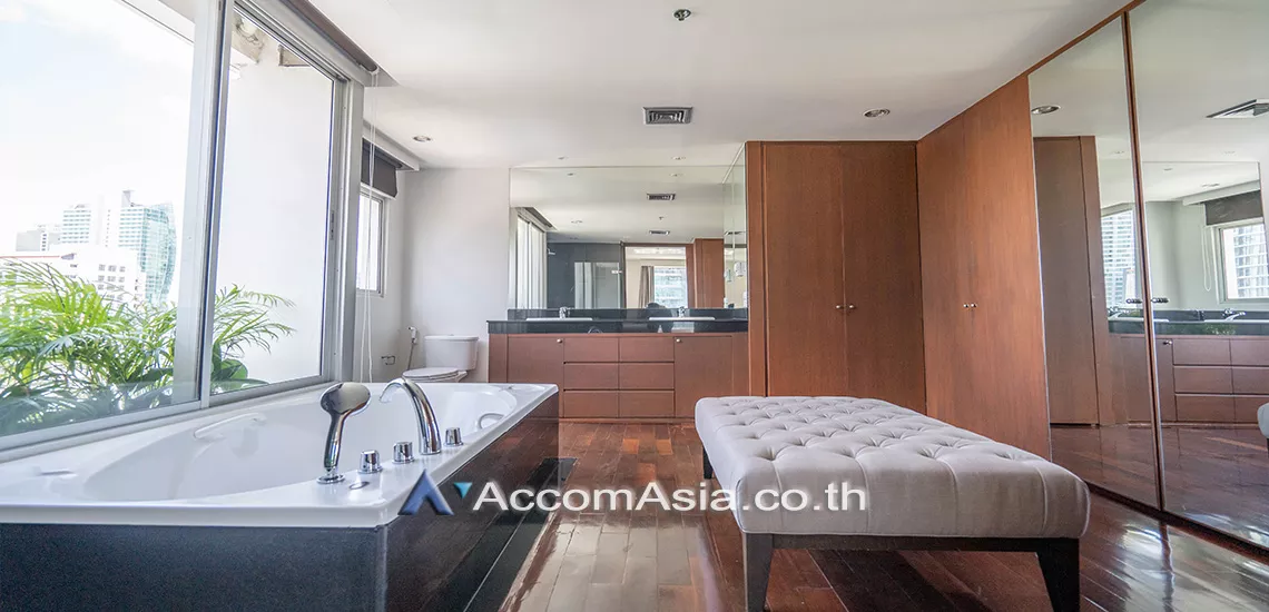 16  4 br Apartment For Rent in Silom ,Bangkok BTS Surasak at A Unique design and Terrace AA31349
