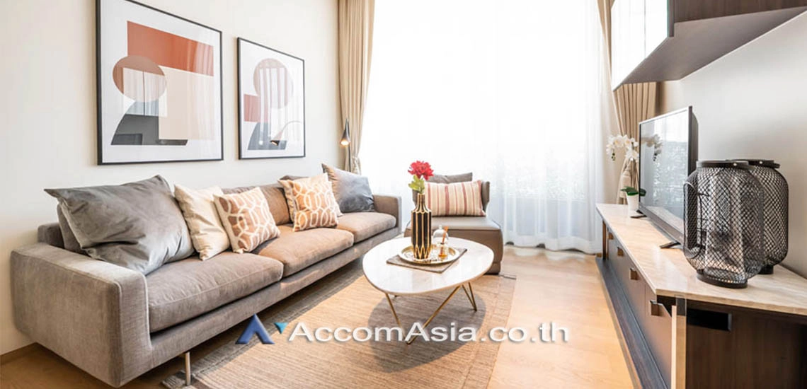 4  1 br Condominium for rent and sale in Silom ,Bangkok MRT Lumphini at Saladaeng One AA31366