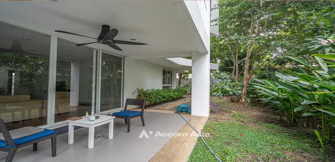 6  4 br Apartment For Rent in Sukhumvit ,Bangkok BTS Ekkamai at Ekkamai Family Apartment AA31371