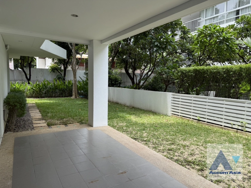 12  4 br Apartment for rent and sale in Sukhumvit ,Bangkok BTS Ekkamai at Ekkamai Family Apartment AA31371