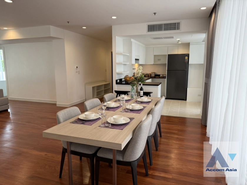 13  4 br Apartment for rent and sale in Sukhumvit ,Bangkok BTS Ekkamai at Ekkamai Family Apartment AA31371