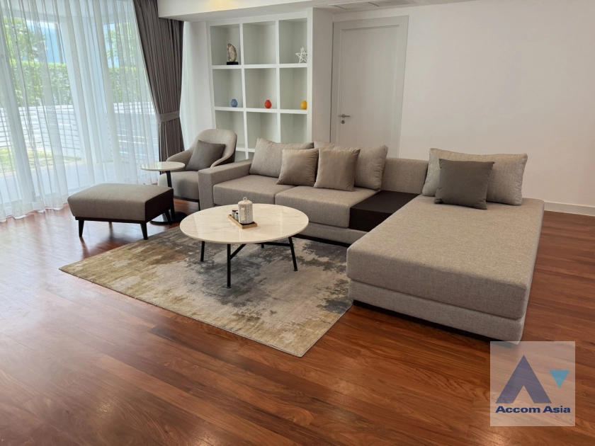 6  4 br Apartment for rent and sale in Sukhumvit ,Bangkok BTS Ekkamai at Ekkamai Family Apartment AA31371