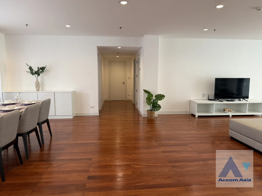 9  4 br Apartment for rent and sale in Sukhumvit ,Bangkok BTS Ekkamai at Ekkamai Family Apartment AA31371