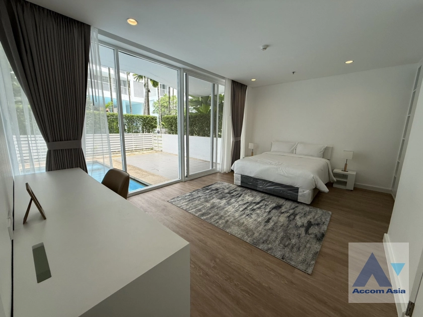 23  4 br Apartment for rent and sale in Sukhumvit ,Bangkok BTS Ekkamai at Ekkamai Family Apartment AA31371