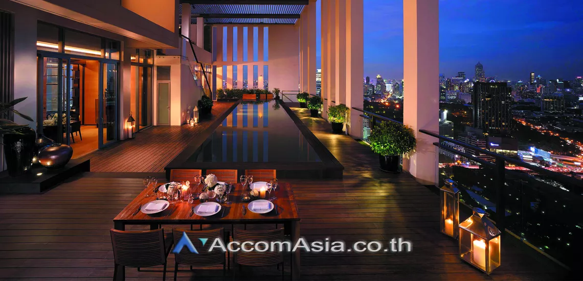 Private Swimming Pool, Duplex Condo, Penthouse | The Sukhothai Residence Condominium  4 Bedroom for Sale MRT Lumphini in Sathorn Bangkok
