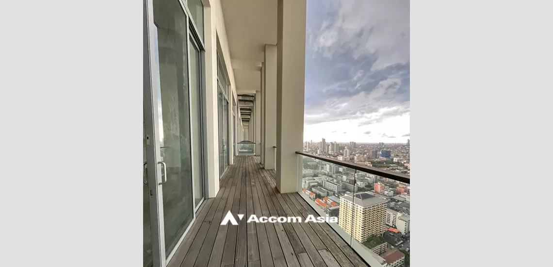 A whole floor, Penthouse |  6 Bedrooms  Condominium For Sale in Sathorn, Bangkok  near BTS Chong Nonsi - MRT Lumphini (AA31705)
