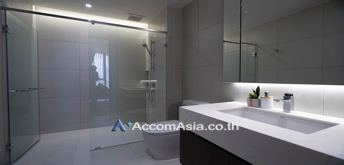 11  4 br Apartment For Rent in Sukhumvit ,Bangkok BTS Phrom Phong at Modern Brand New Apartment AA31706