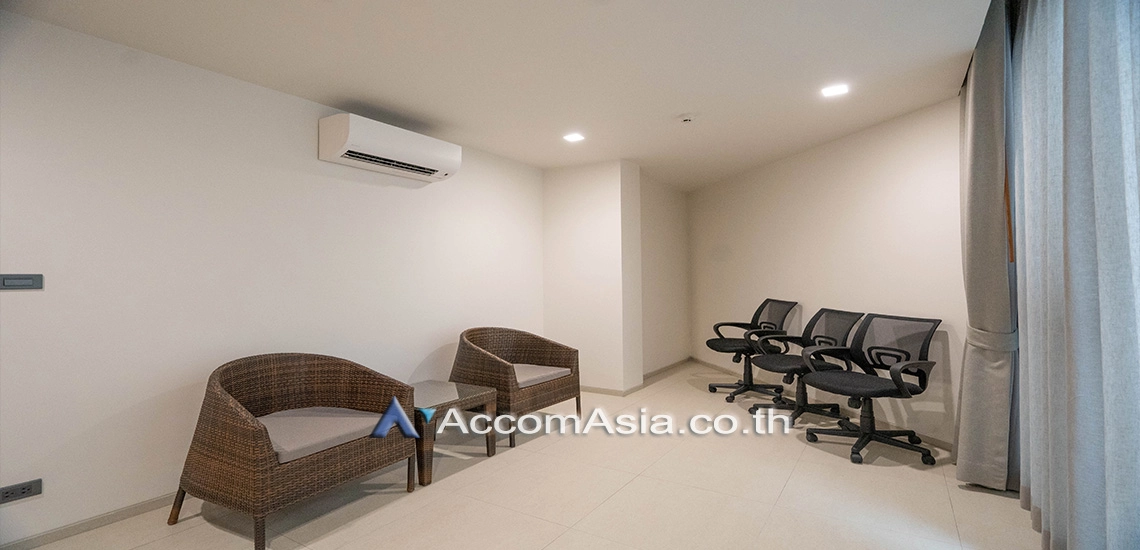 10  4 br Apartment For Rent in Sukhumvit ,Bangkok BTS Phrom Phong at Modern Brand New Apartment AA31706