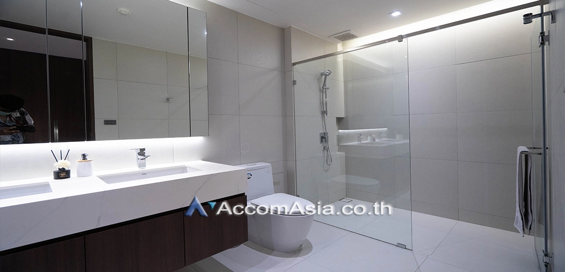 14  4 br Apartment For Rent in Sukhumvit ,Bangkok BTS Phrom Phong at Modern Brand New Apartment AA31706