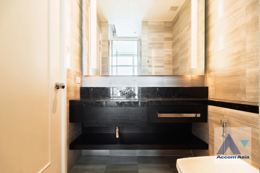 18  3 br Condominium For Rent in Sathorn ,Bangkok BTS Saphan Taksin at Four Seasons Private Residences AA31713