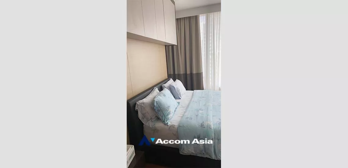 8  2 br Condominium For Rent in Ploenchit ,Bangkok BTS Chitlom at Sindhorn Residence AA31714