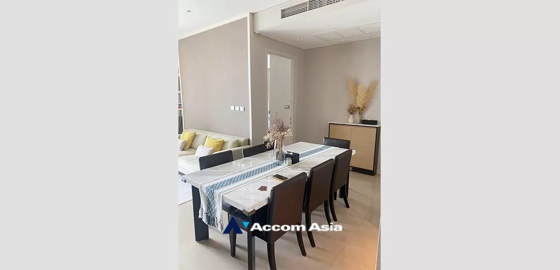 4  2 br Condominium For Rent in Ploenchit ,Bangkok BTS Chitlom at Sindhorn Residence AA31714