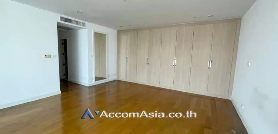 11  4 br Condominium For Rent in Ploenchit ,Bangkok BTS Sala Daeng - MRT Sam Yan at Chamchuri Square Residence AA31716