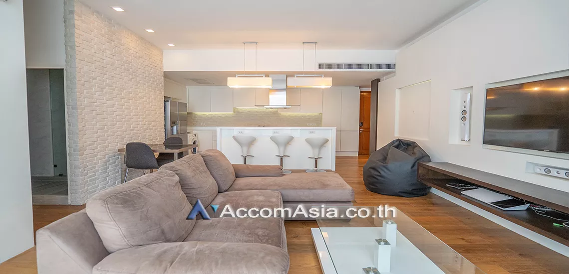 unit 1 Bedroom  Condominium For Rent in Sathorn, Bangkok  near BTS Chong Nonsi (AA31732)