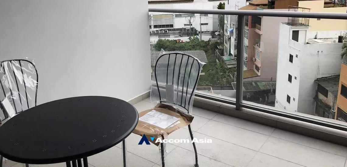  The Lofts Ekkamai  Condominium  1 Bedroom for Sale & Rent BTS Ekkamai in Sukhumvit Bangkok