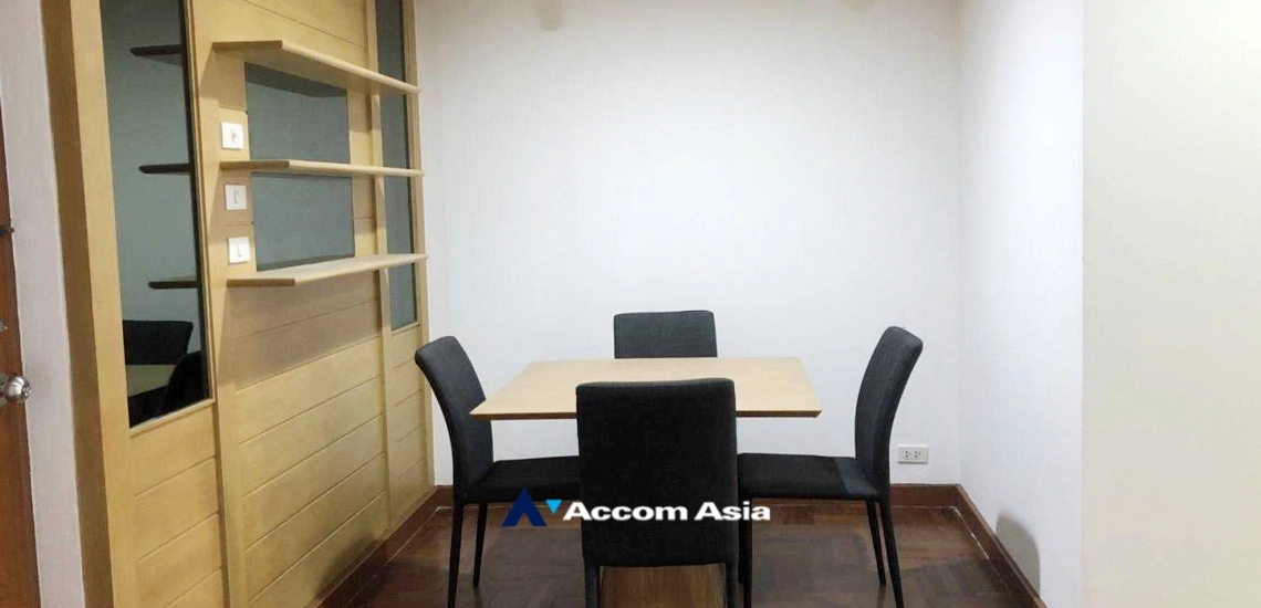 unit 2 Bedrooms  Condominium For Rent in Sukhumvit, Bangkok  near BTS Asok (AA31761)