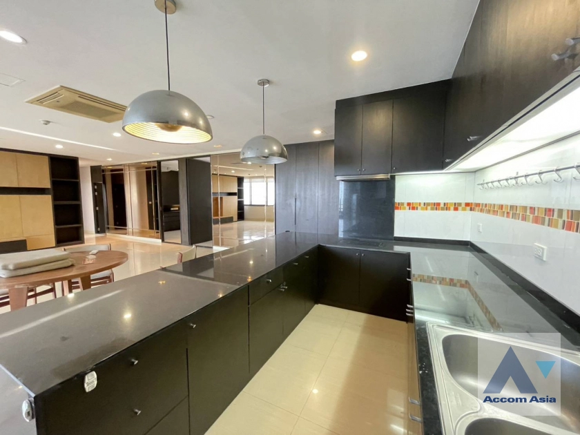 6  3 br Condominium for rent and sale in Sathorn ,Bangkok BRT Wat Dan at Royal River Place AA31769