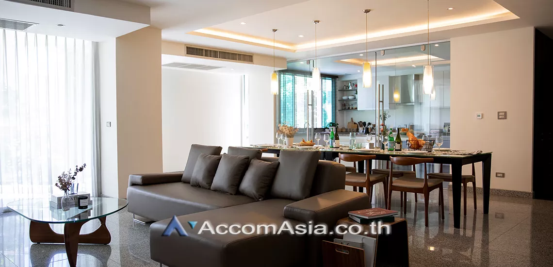 Fully Furnished, Pet friendly |  Modern Living Style Apartment  3 Bedroom for Rent BTS Phra khanong in Sukhumvit Bangkok