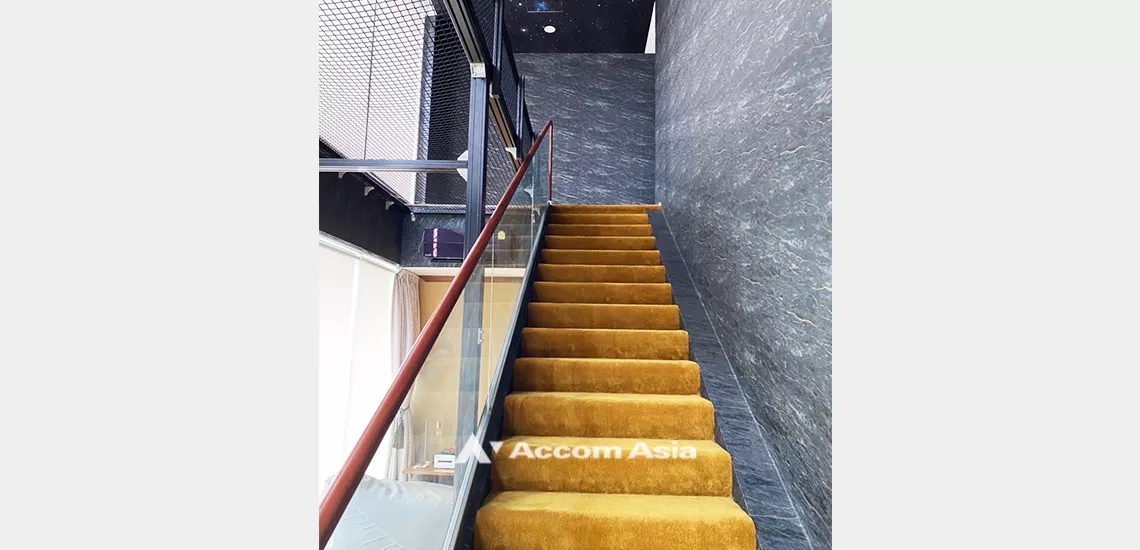 unitDuplex Condo, Penthouse, Pet friendly |  3 Bedrooms  Condominium For Sale in Sukhumvit, Bangkok  near BTS Phra khanong (AA31773)