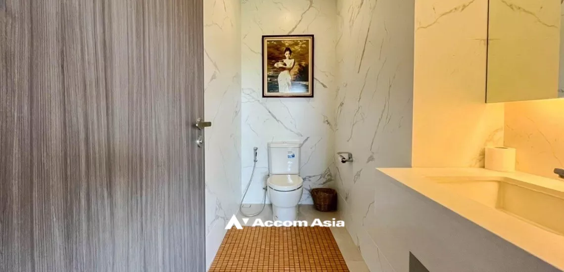 35  3 br Condominium For Sale in Sukhumvit ,Bangkok BTS Phra khanong at The Pillar AA31773