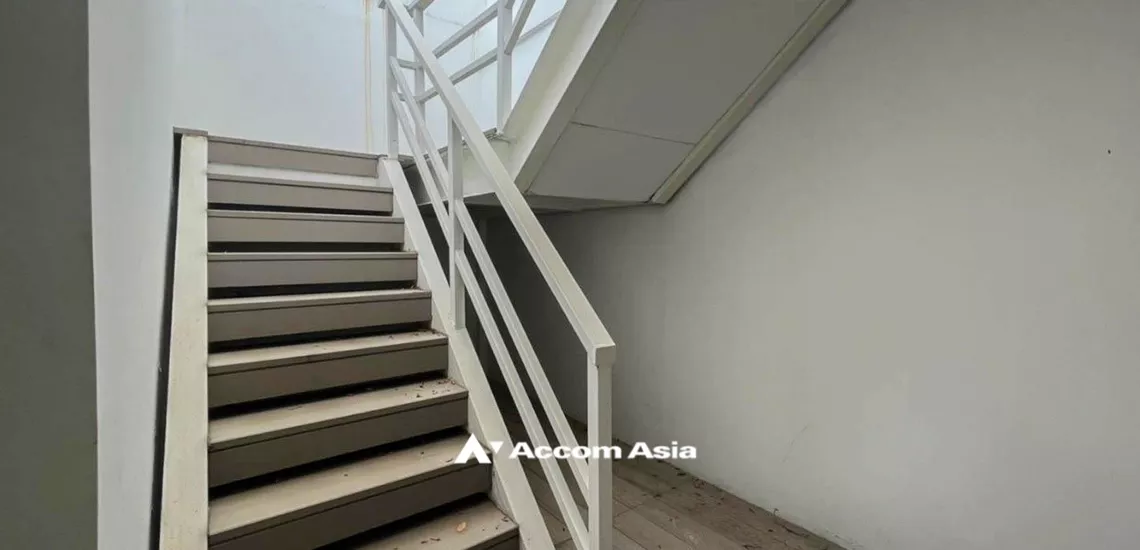 49  3 br Condominium For Sale in Sukhumvit ,Bangkok BTS Phra khanong at The Pillar AA31773