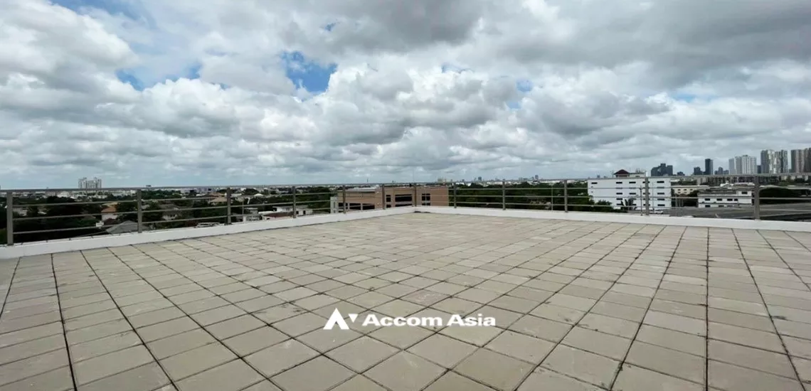 50  3 br Condominium For Sale in Sukhumvit ,Bangkok BTS Phra khanong at The Pillar AA31773